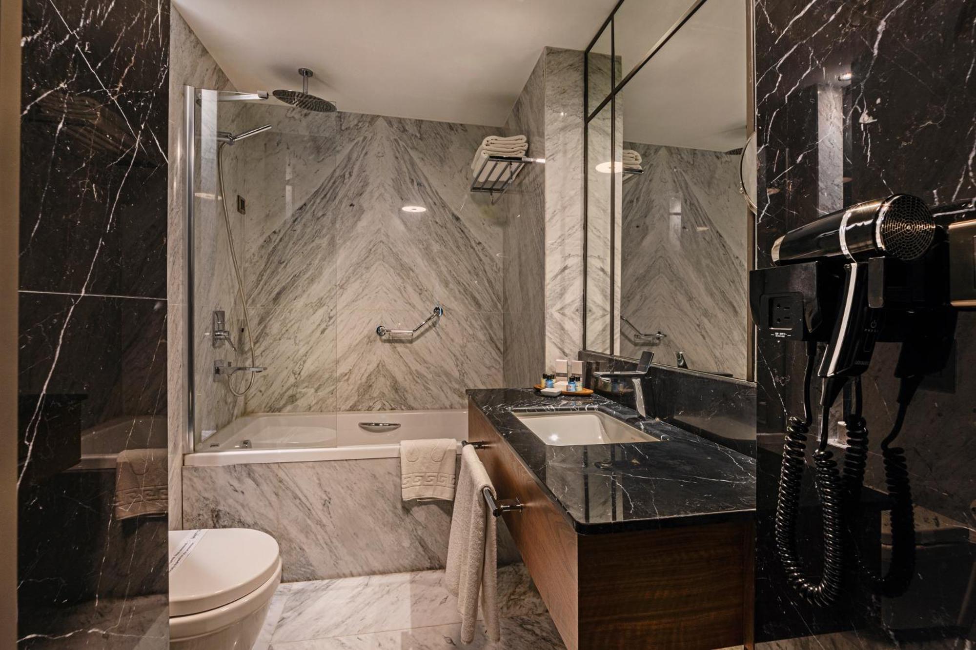 Levni Plus Hotel Istanbul Eksteriør billede